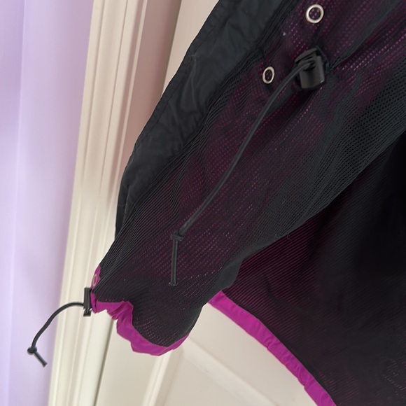 HOST PICK Vintage GAP woman’s rain windbreaker jacket - Picture 5 of 12